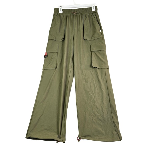 Fabletics Pants - Fabletics Heights Cargo Pants Women S Green Wide Leg Bungee Utility Lightweight